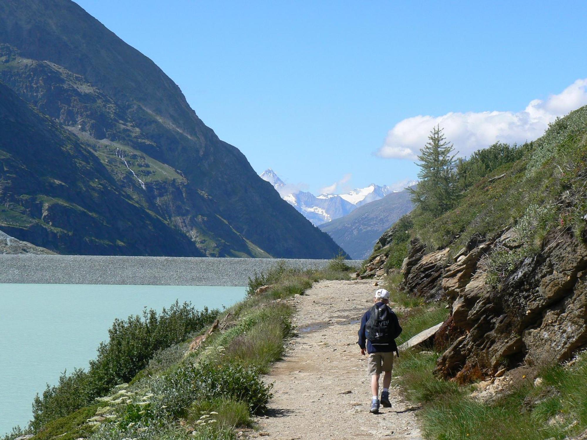 Apartmán Haus Alpenstern Saas-Grund Pokoj fotografie